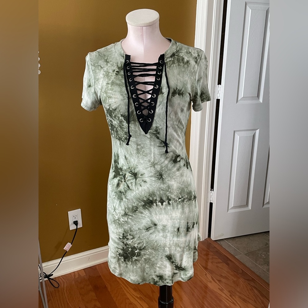 Hearts & Hips Summer Tie Dye Dress NWT Size M